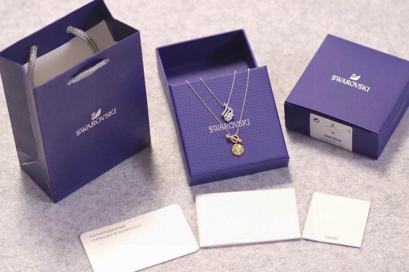 Swarovski Necklace 01lyr16